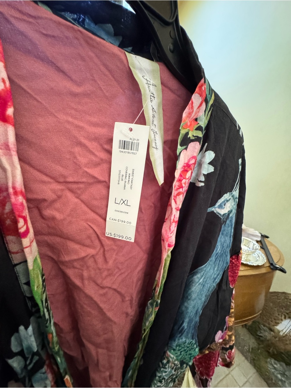 Aratta Black Velvet Kimono Robe with Pink & Green Peacock Print - Picture 4 of 6